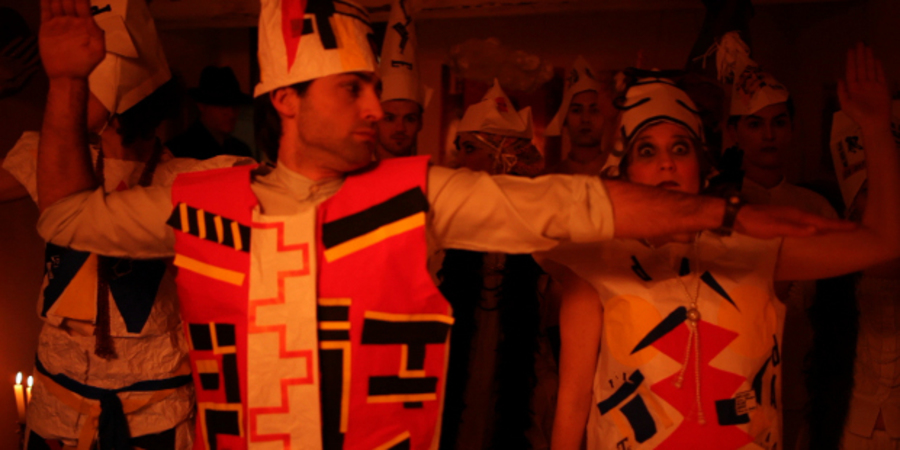 Imagen de gente bailando en ua fiesta